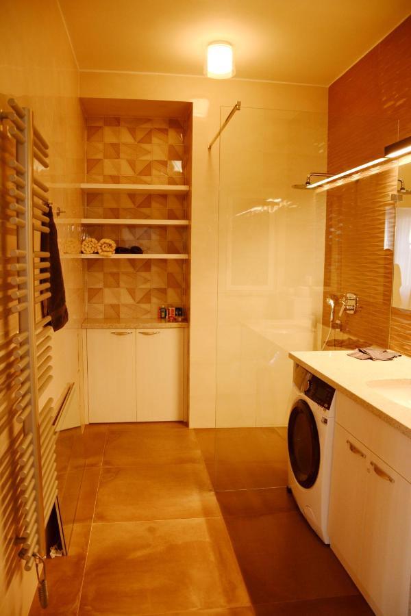 Premium Apartment Near Banska Bystrica Square With Two Big Bedrooms Eksteriør billede