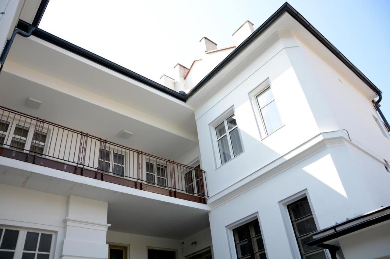 Premium Apartment Near Banska Bystrica Square With Two Big Bedrooms Eksteriør billede